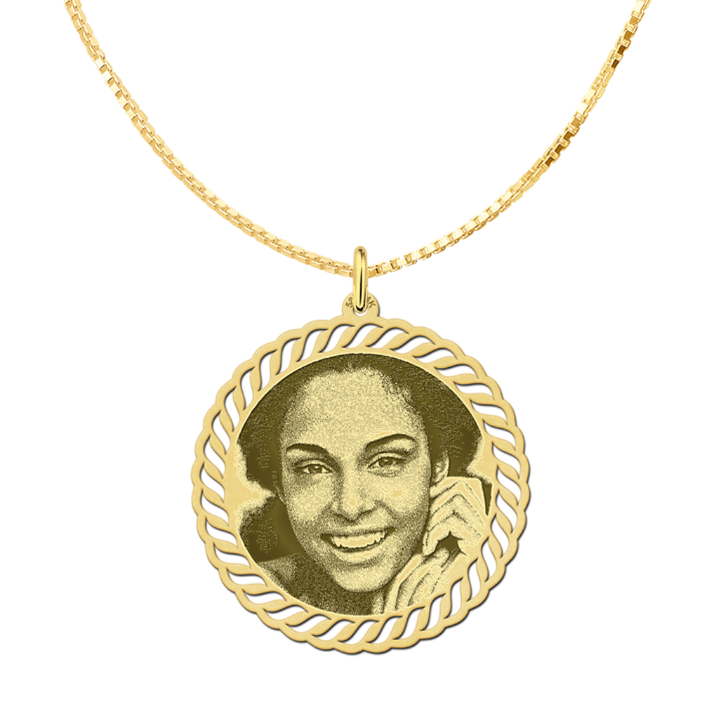 Photo necklace round gold