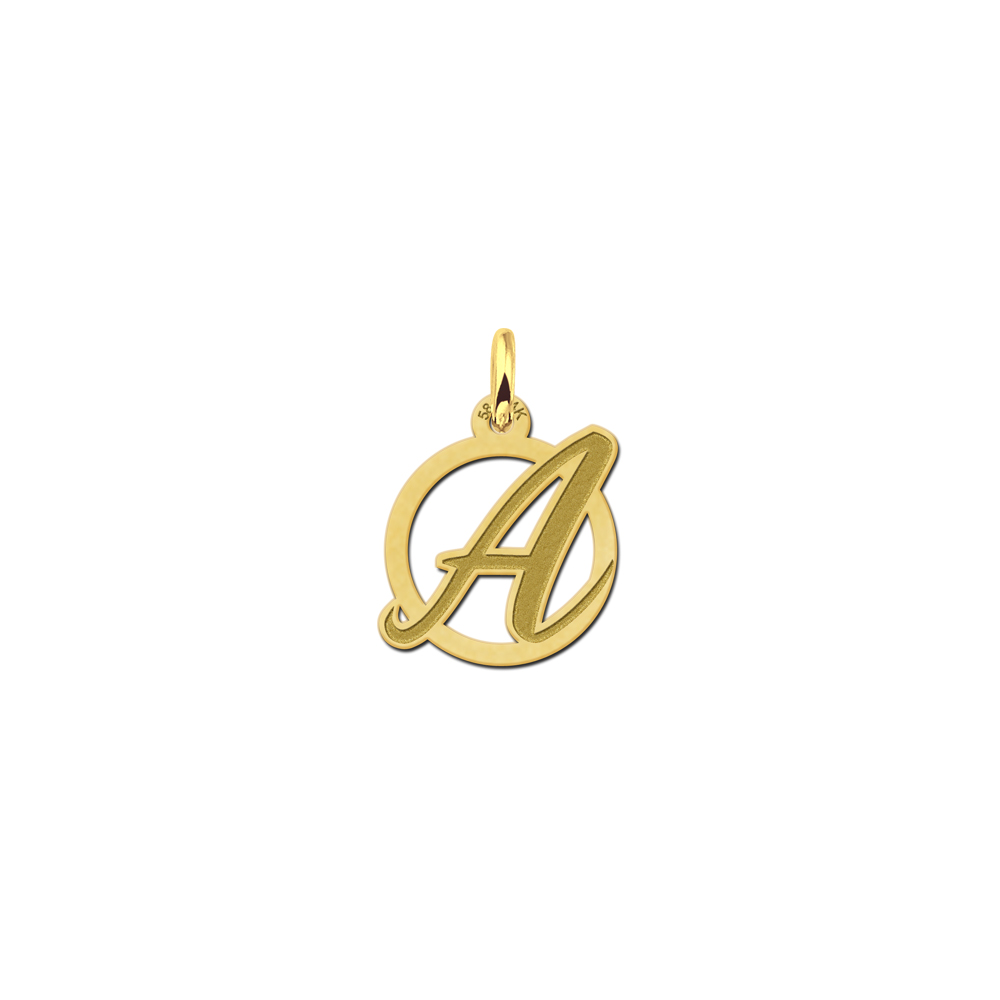 Curved letter pendant of gold