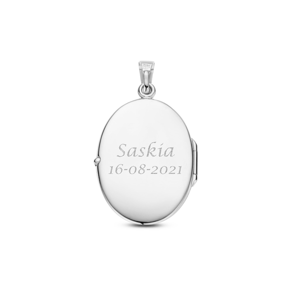 Silver oval medallion with shiny line