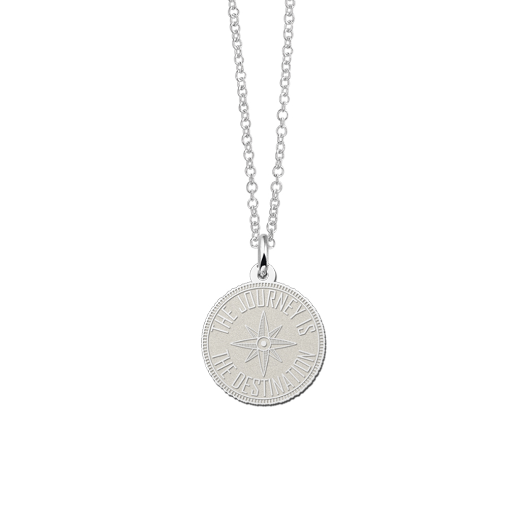 Silver coin pendant met compas and engraving