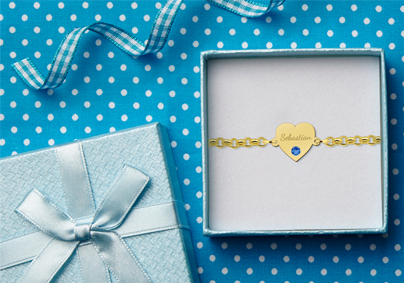 Heart of gold bracelet with engraving