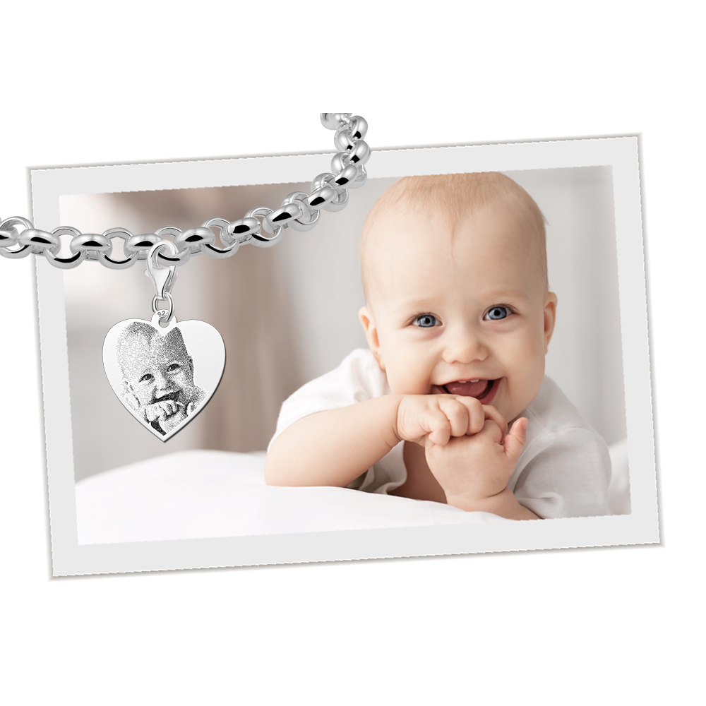 Photo pendant with heart and carabiner silver