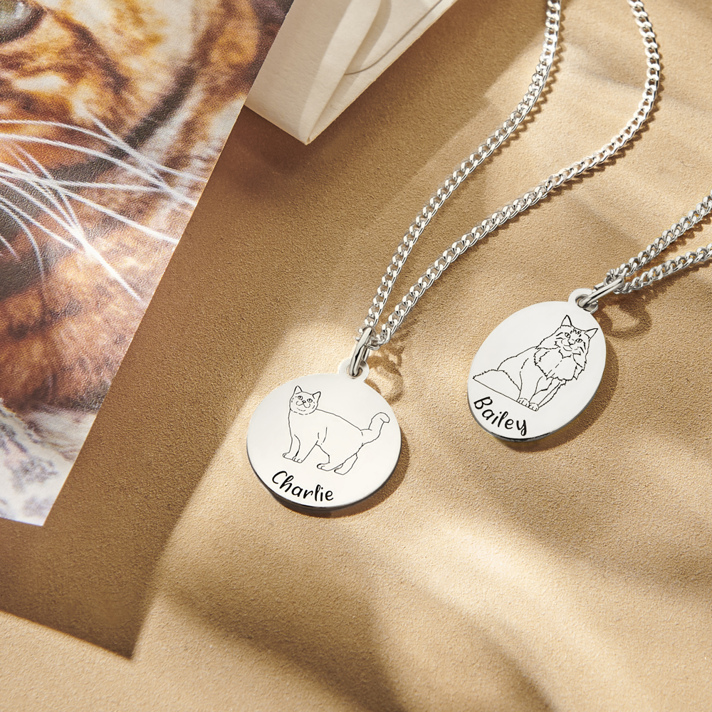 Personalised cat pendant British shorthair