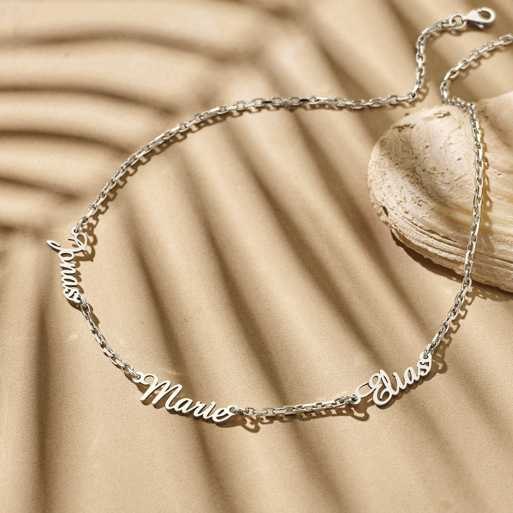Silver name necklace with several names