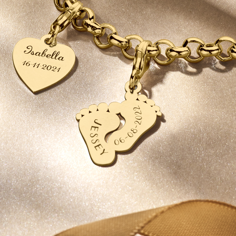 Golden charm babyfeet with name and date