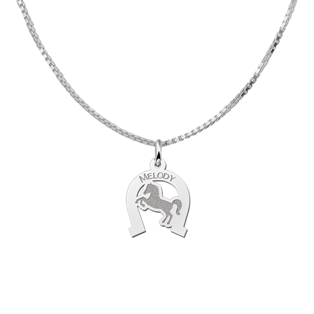 Horse pendant with horseshoe and name engraving