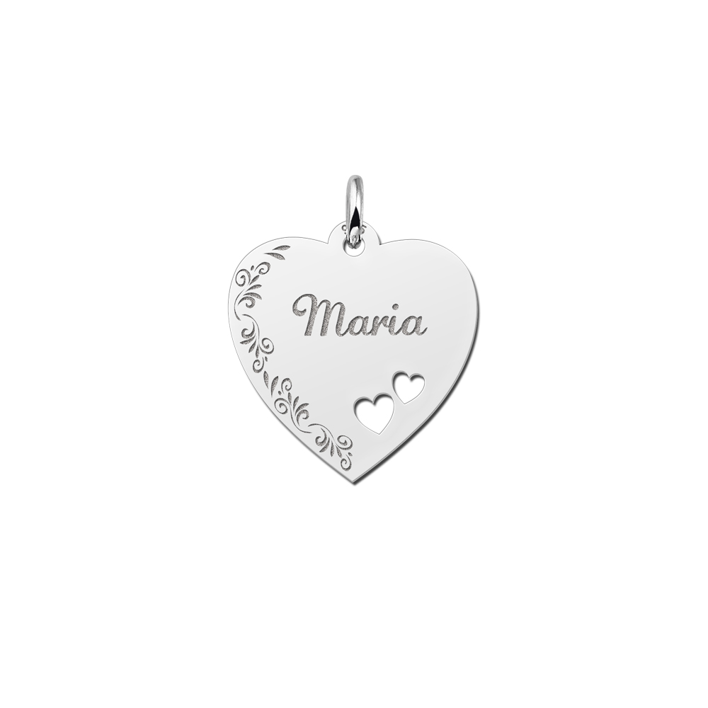 Silver heart engraved necklace with flowerborder and 2 hearts