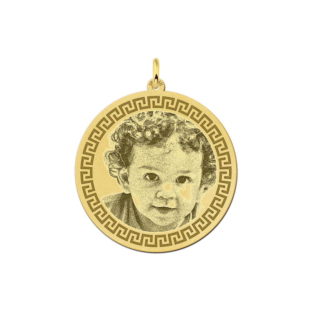 Round photo charm with hook pattern gold