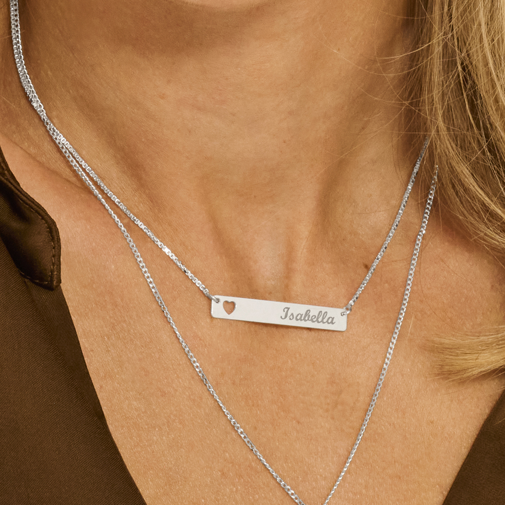 Silver bar necklace with heart