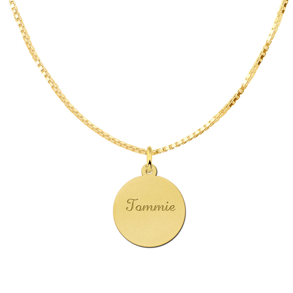 Gold-plated round pendant with name engraving