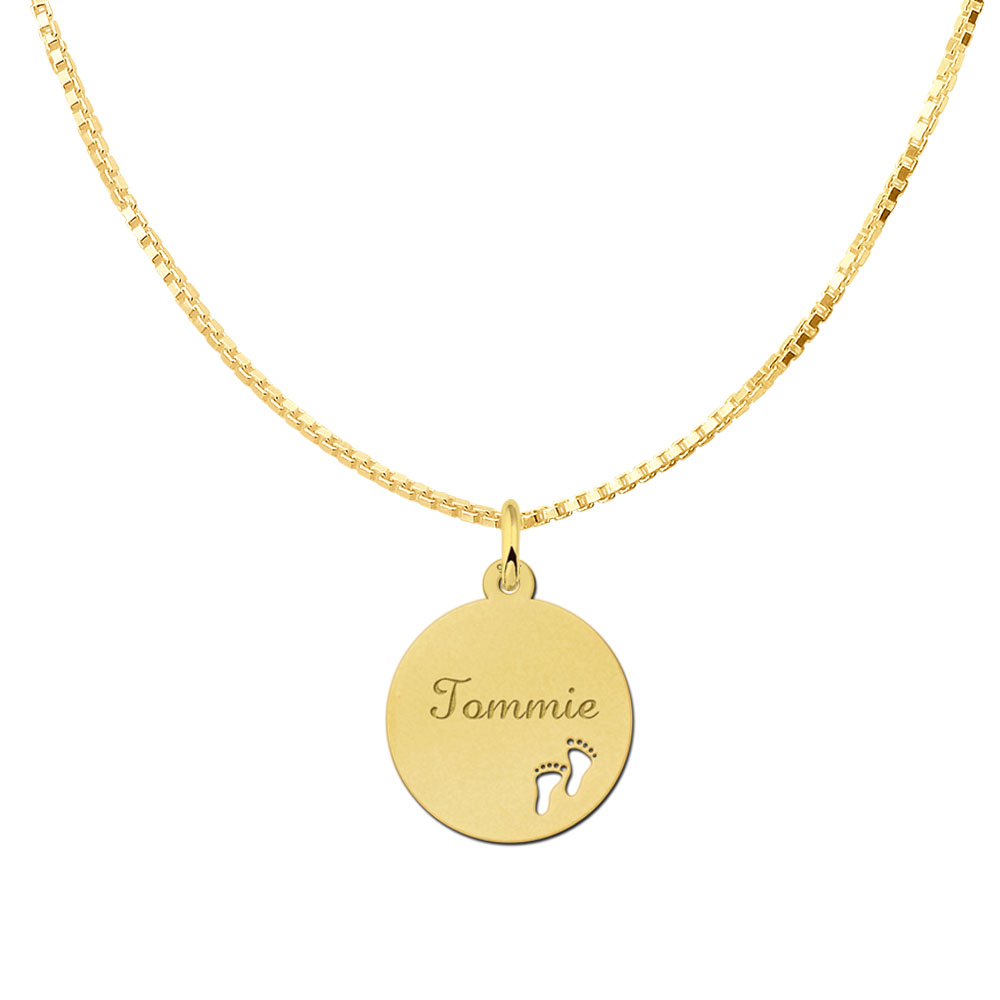 Gold-plated pendant with name and baby feet