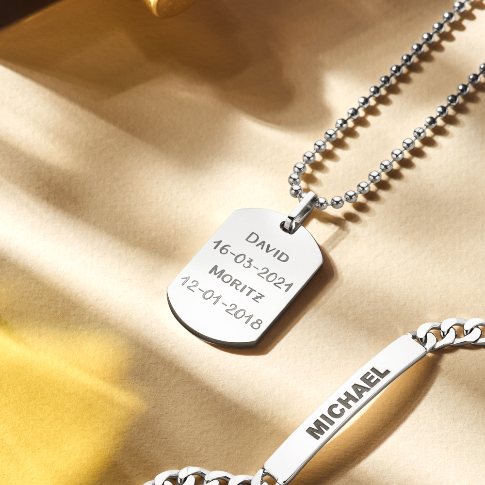 Dogtag pendant with names in steel