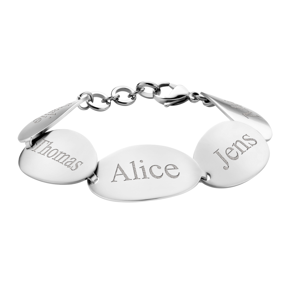 Stainless steel bracelet with 5 oval plates with names