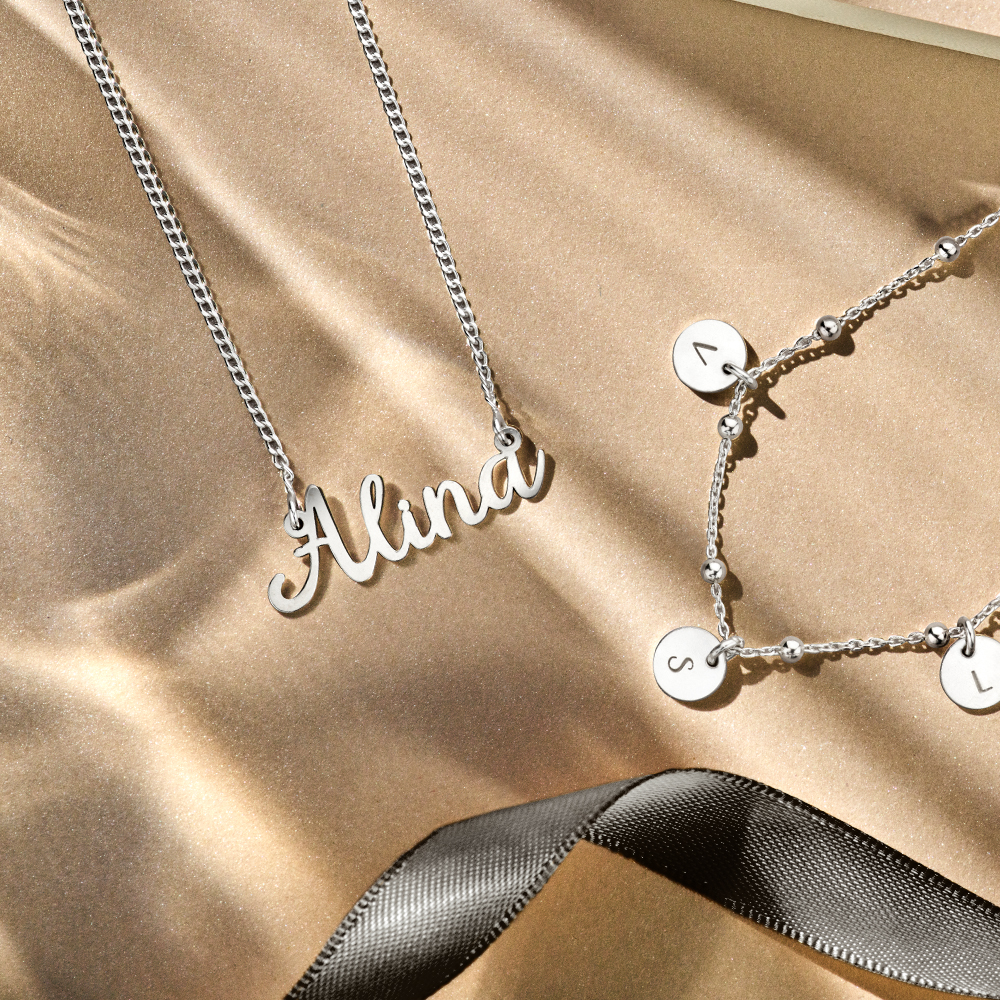 Silver name necklace model Alina