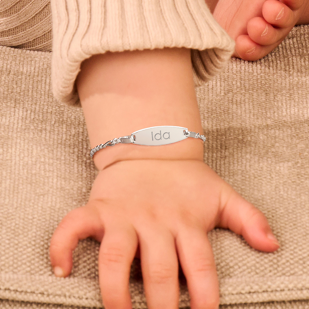Oval Newborn bracelet figaro in silver