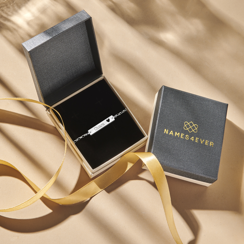 Silver bar bracelet with name and heart