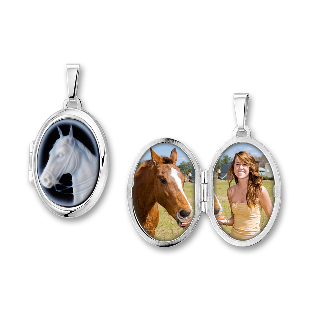 Silver oval medallion with blue cameo "Horse"